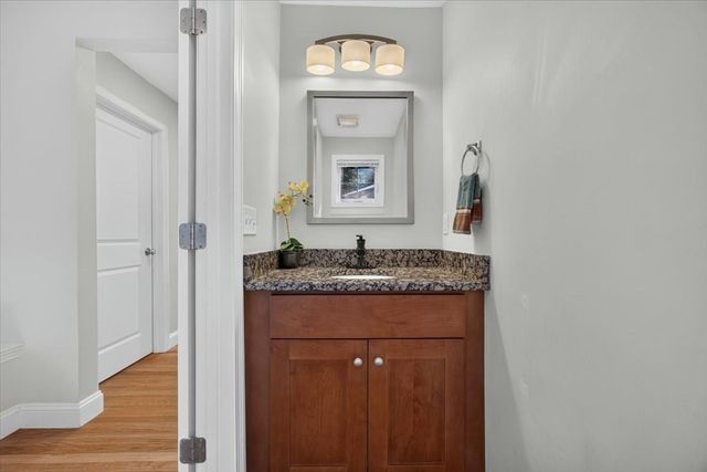 95 Prospect Ter, Brockton, MA 02301