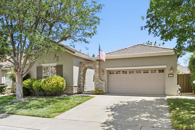 800 Morningside Dr, Folsom, CA 95630