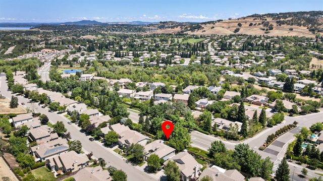 800 Morningside Dr, Folsom, CA 95630
