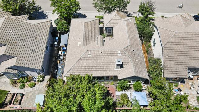 800 Morningside Dr, Folsom, CA 95630
