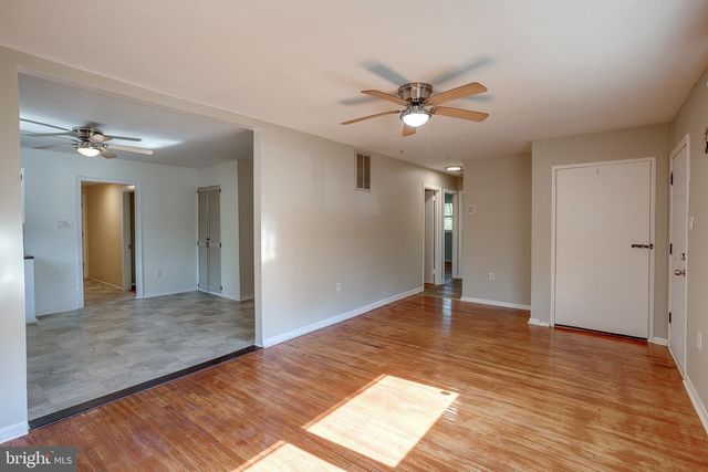 317 TIMBERLINE DR, Mount Laurel, NJ 08054