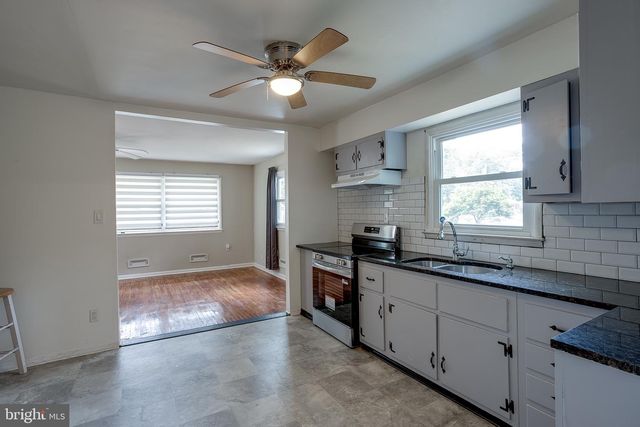 317 TIMBERLINE DR, Mount Laurel, NJ 08054