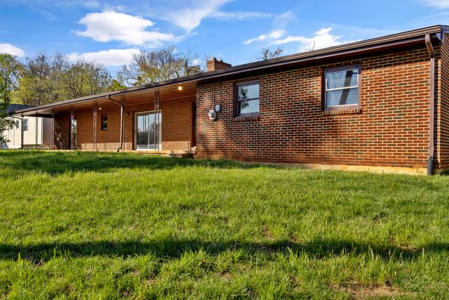554 Pennsylvania AVE, Salem, VA 24153