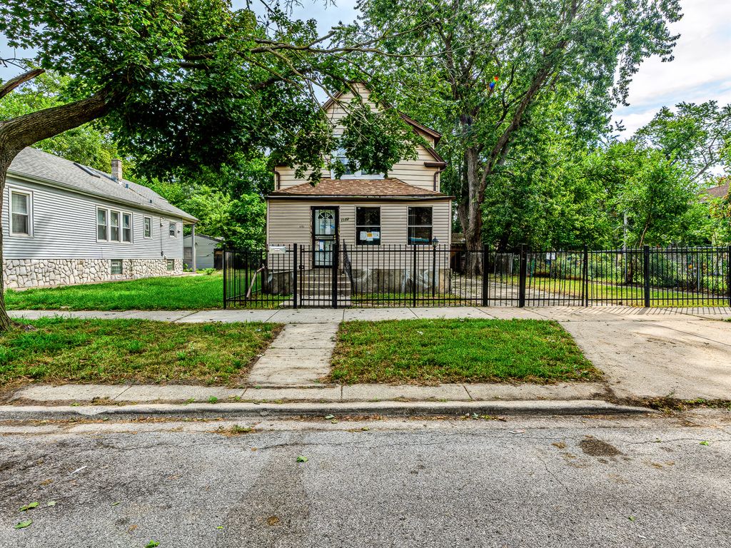 11723 S Stewart Avenue, Chicago, IL 60628 — photo 3