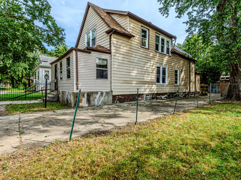 11723 S Stewart Avenue, Chicago, IL 60628 — photo 4