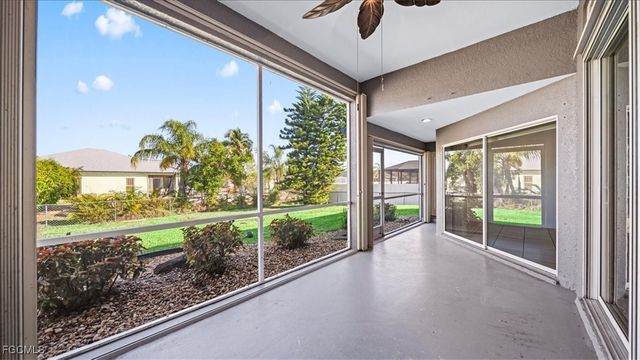 1225 SW 38th TER, Cape Coral, FL 33914