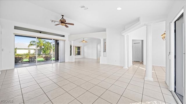 1225 SW 38th TER, Cape Coral, FL 33914