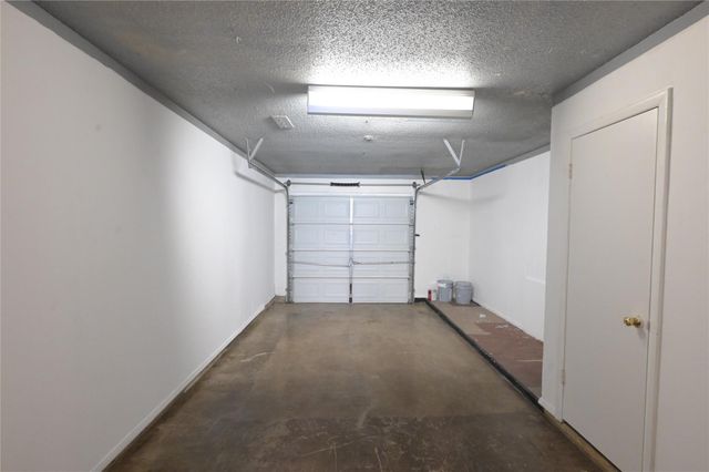 4713 Teri RD A, Austin, TX 78744