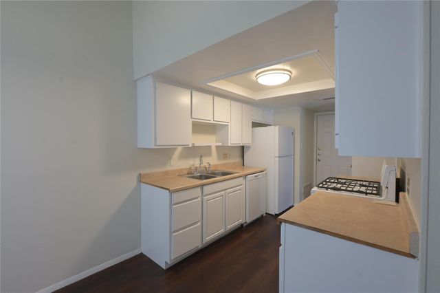 4713 Teri RD A, Austin, TX 78744