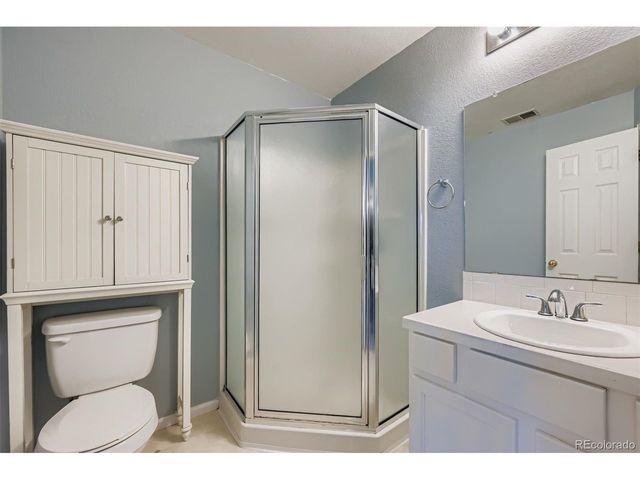 1038 Winona Cir, Loveland, CO 80537