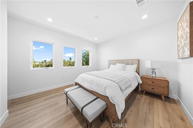 7692 9th Street 104, Buena Park, CA 90621