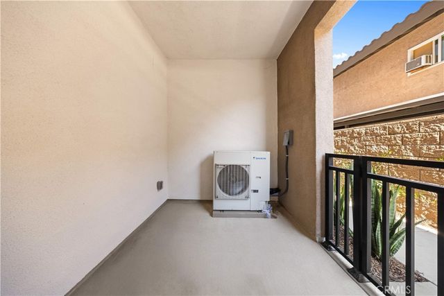 7692 9th Street 104, Buena Park, CA 90621