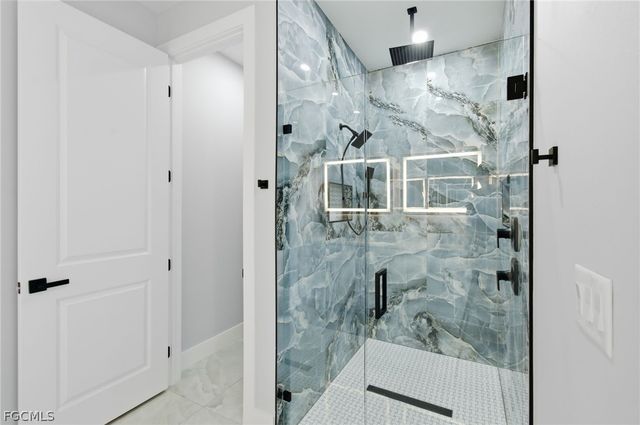 806 Fred AVE N, Lehigh Acres, FL 33971