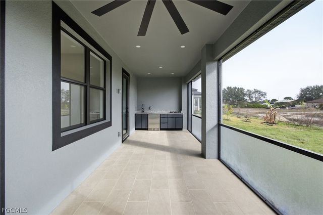 806 Fred AVE N, Lehigh Acres, FL 33971