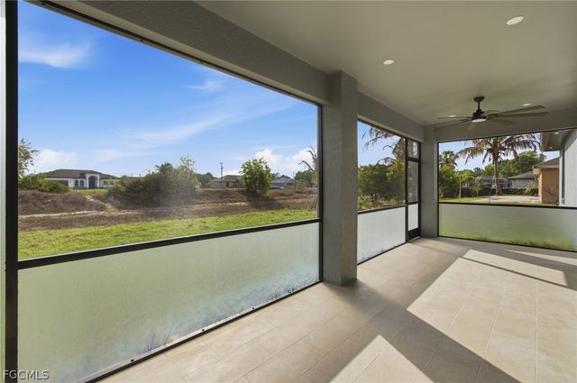 806 Fred AVE N, Lehigh Acres, FL 33971