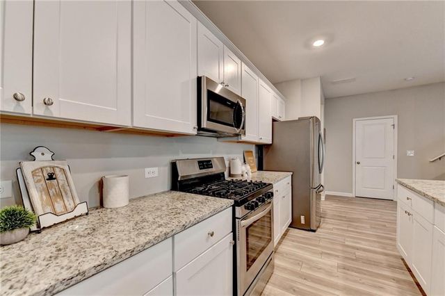 4335 Magpie Drive, Hoschton, GA 30548