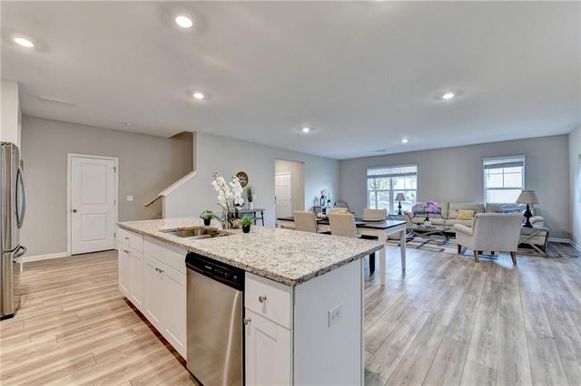 4335 Magpie Drive, Hoschton, GA 30548