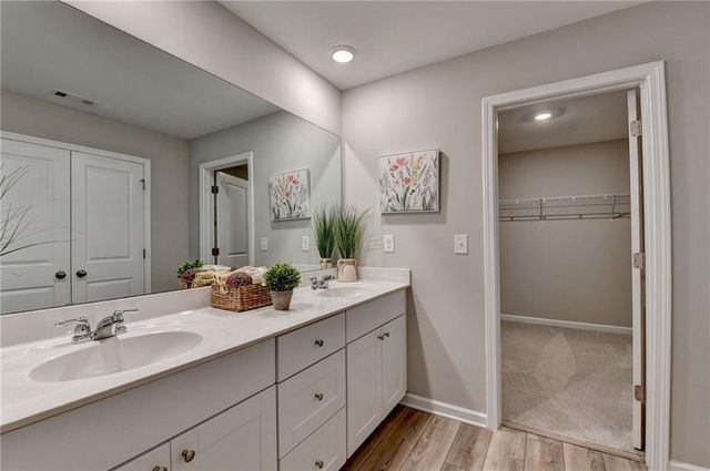 4335 Magpie Drive, Hoschton, GA 30548