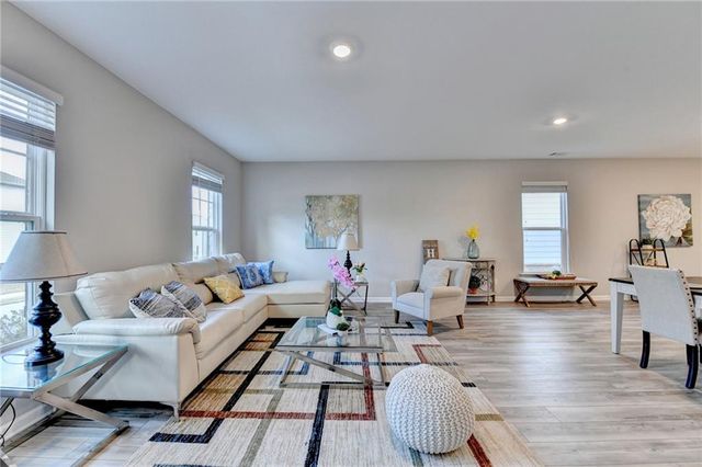 4335 Magpie Drive, Hoschton, GA 30548