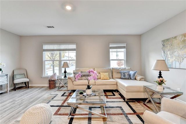 4335 Magpie Drive, Hoschton, GA 30548