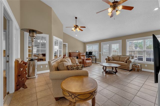 3815 Compton Place, Springdale, AR 72762