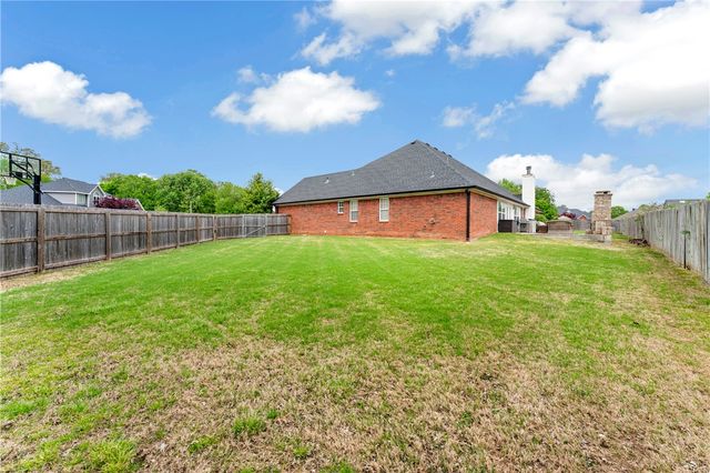 3815 Compton Place, Springdale, AR 72762