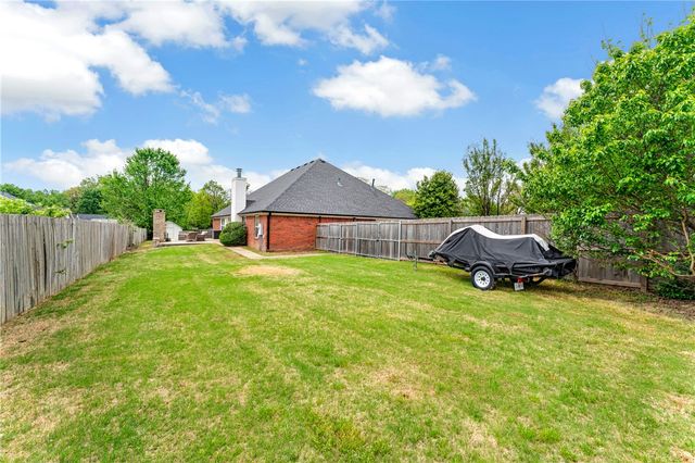 3815 Compton Place, Springdale, AR 72762