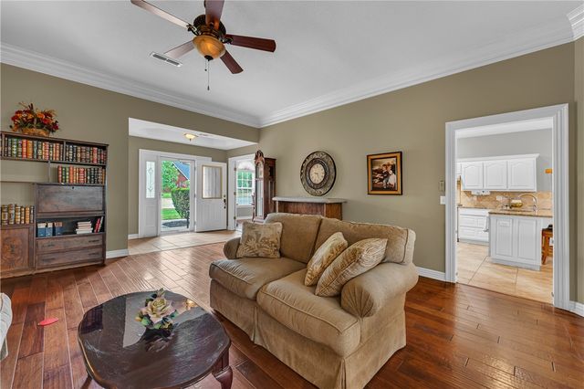 3815 Compton Place, Springdale, AR 72762
