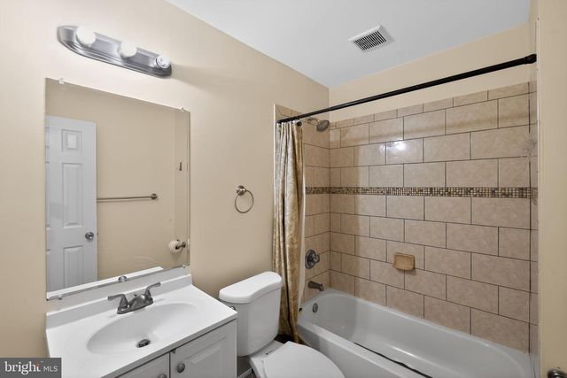 6903 GATEWAY BLVD, District Heights, MD 20747