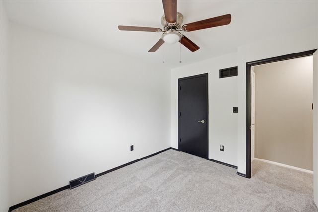410 NE Crestmoor Place, Ankeny, IA 50021