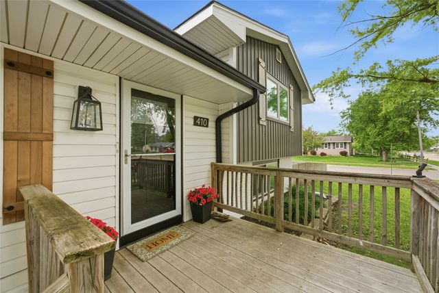 410 NE Crestmoor Place, Ankeny, IA 50021