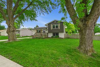 410 NE Crestmoor Place, Ankeny, IA 50021