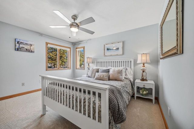 N4235 HILLSIDE Lane, Cambridge, WI 53523