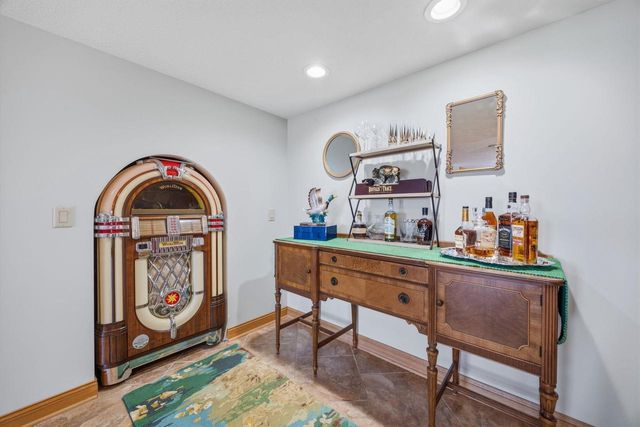 N4235 HILLSIDE Lane, Cambridge, WI 53523