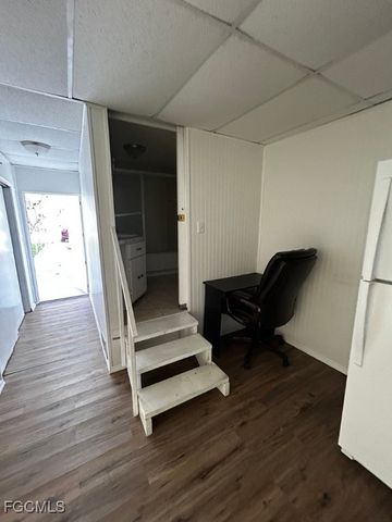 248 Flame LN, North Fort Myers, FL 33917