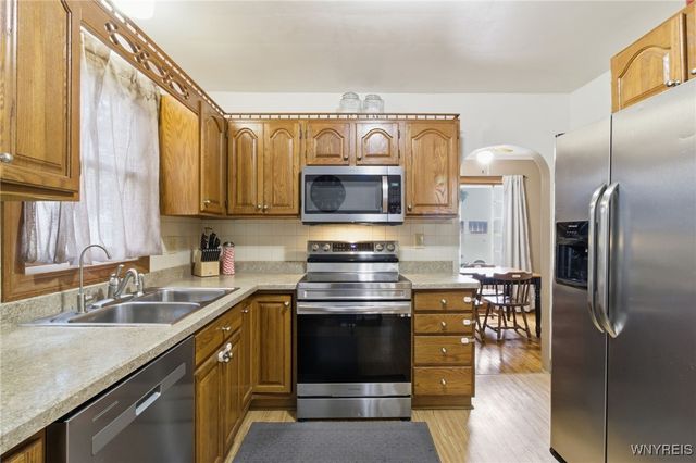 2945 Michigan Avenue, Niagara Falls, NY 14305