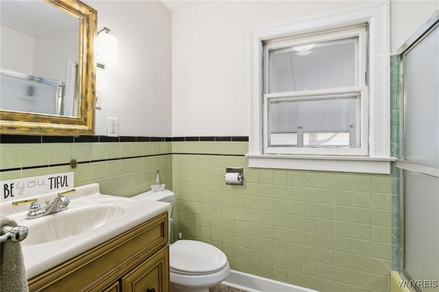 2945 Michigan Avenue, Niagara Falls, NY 14305