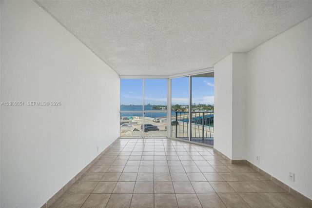 7601 E Treasure Drive 717, North Bay Village, FL 33141
