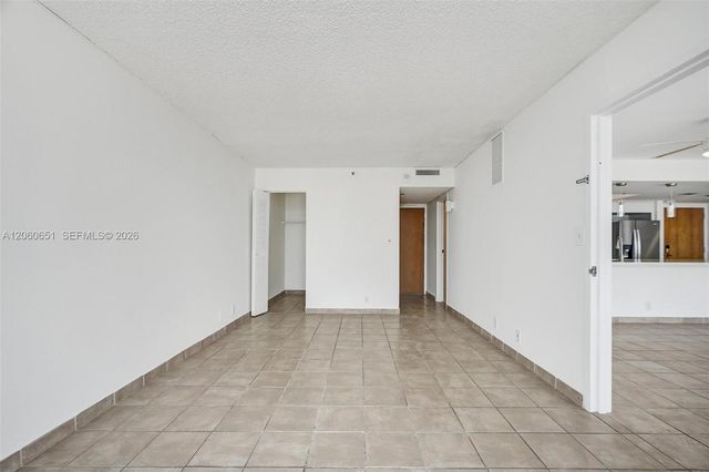 7601 E Treasure Drive 717, North Bay Village, FL 33141
