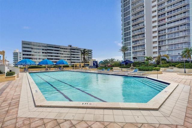 7601 E Treasure Drive 717, North Bay Village, FL 33141