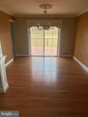 4011 SOUTHEND RD, Rockville, MD 20853