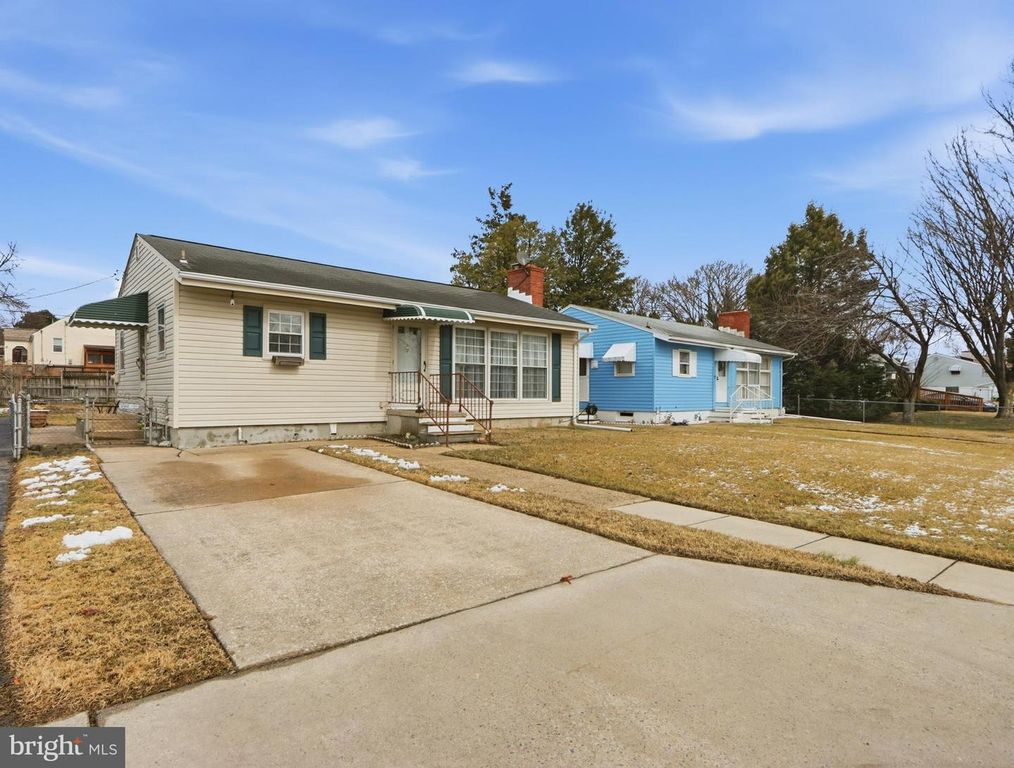 2812 FLORIDA AVE, Baltimore, MD 21227