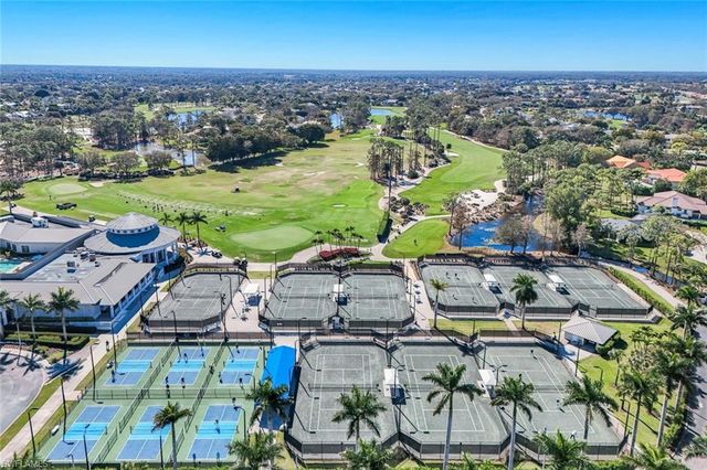 4401 Pond Apple DR S, Naples, FL 34119