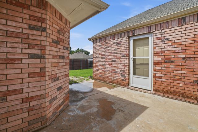 915 Sea Shell Drive, Mesquite, TX 75149