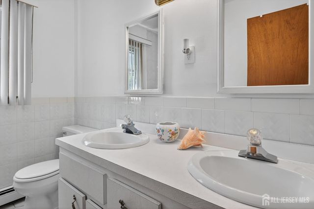 30 Frandsen Avenue, South River, NJ 08882