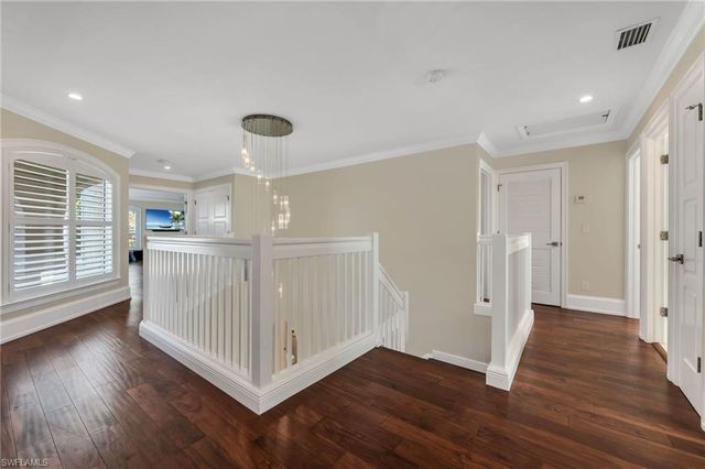 132 E Hilo ST, Naples, FL 34113