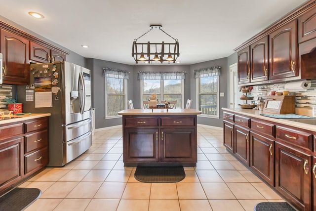 337 Solar Drive, Mt Vernon, KY 40456