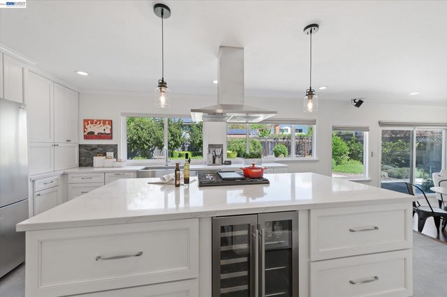 4767 Del Valle Pkwy, Pleasanton, CA 94566