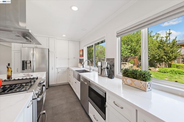 4767 Del Valle Pkwy, Pleasanton, CA 94566