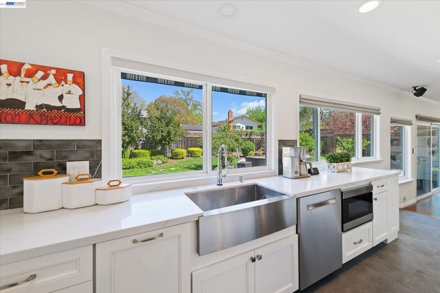 4767 Del Valle Pkwy, Pleasanton, CA 94566
